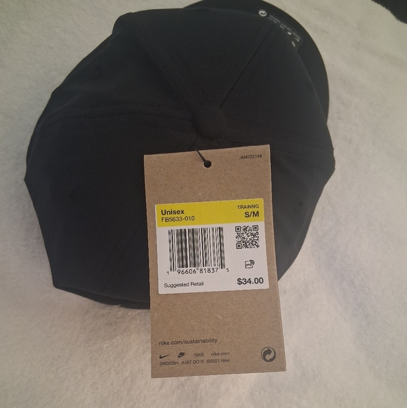 Nike Rise Cap Swoosh Flex Fitted NWT Size S/M - Picture 3 of 4